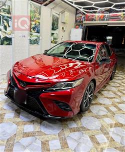 تۆیۆتا کامری